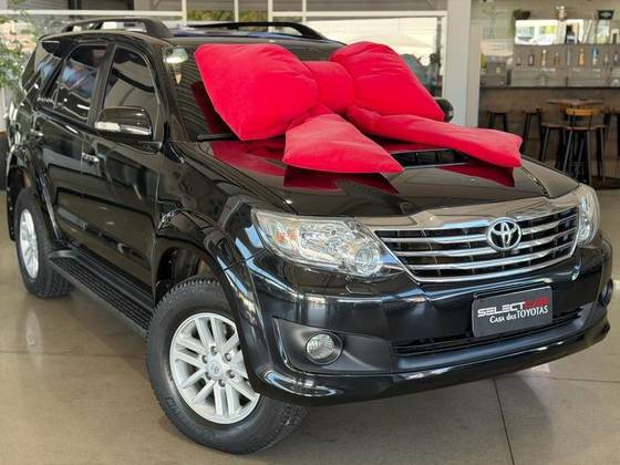 TOYOTA HILUX SW4 3.0 SRV 4X4 16V TURBO INTERCOOLER DIESEL 4P AUTOMÁTICO